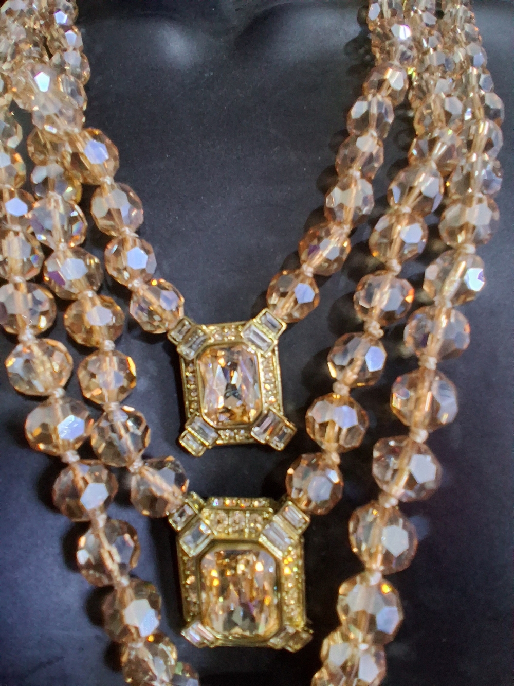 Heidi Daus Estate Splendor 3 Strand Necklace & Clip On Earrings Set Golden - Picture 5 of 6